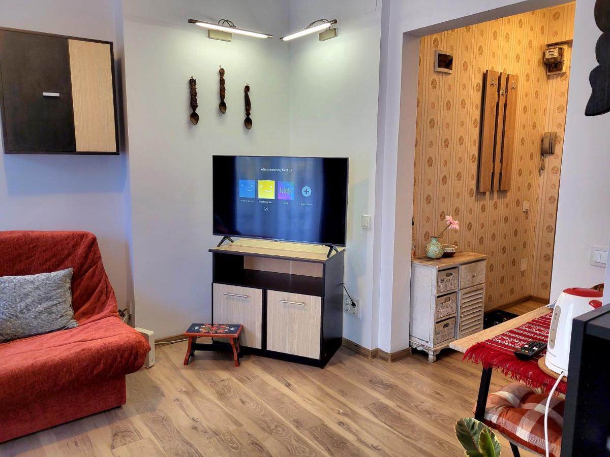 Traditional Romanian Apartments Bucureşti Cameră foto
